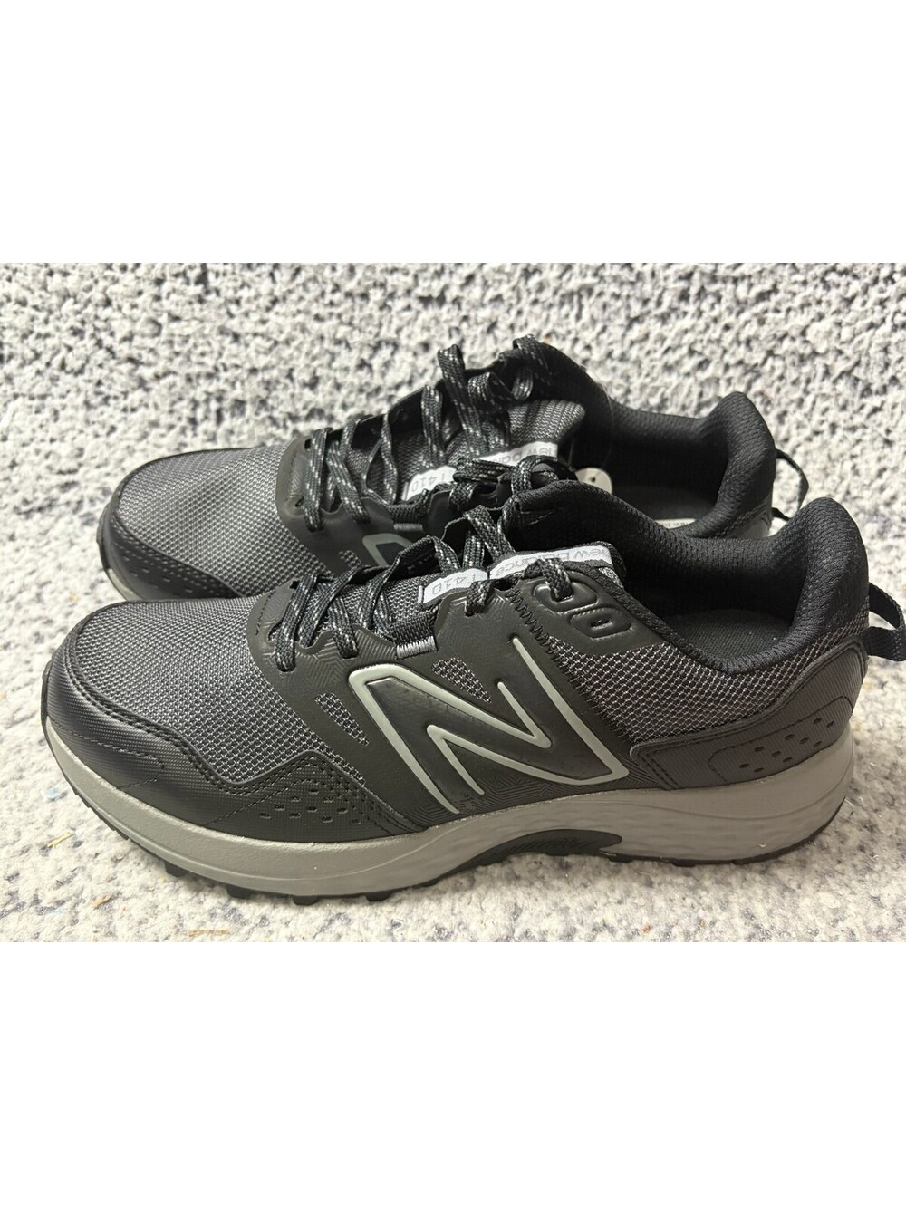 New Balance 410 V8 Trail Running Shoes Men's 8.5 4E Wide Black MT410LB8 NWOT